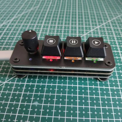 Media Controller QLAB Keyboard Professional Performance Controller 3-Key Knob Drive Free Music Player Controller USB Type-C